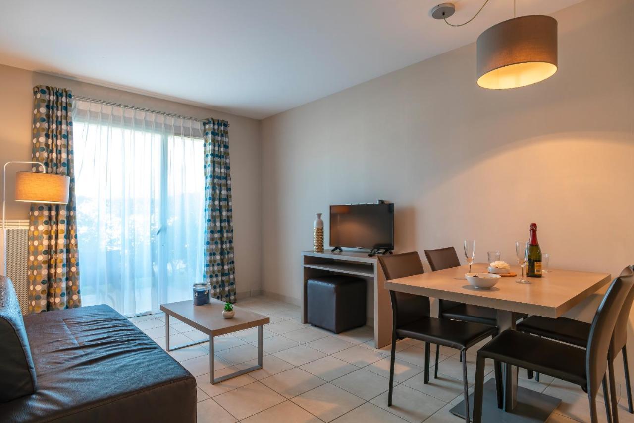 Апартаменты Les Sables 504 - Appt Avec Piscine Partagee Конкарно Экстерьер фото